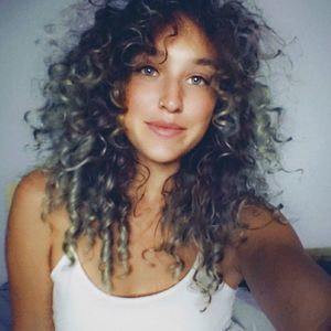 Meet your Posher, Devin